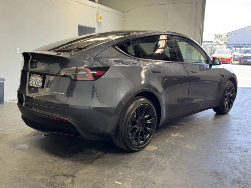 2020 Tesla Model Y Long Range