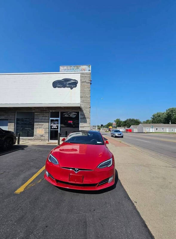 2016 Tesla Model S 75D