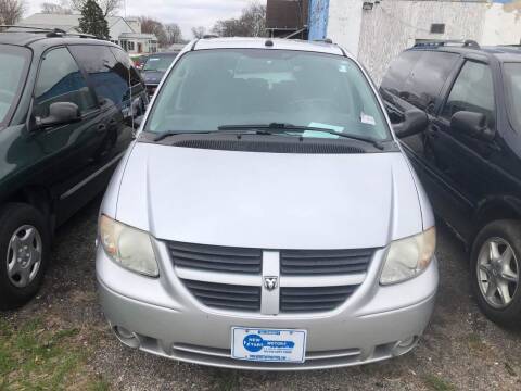 2005 Dodge Grand Caravan for sale at New Start Motors LLC in Montezuma IN