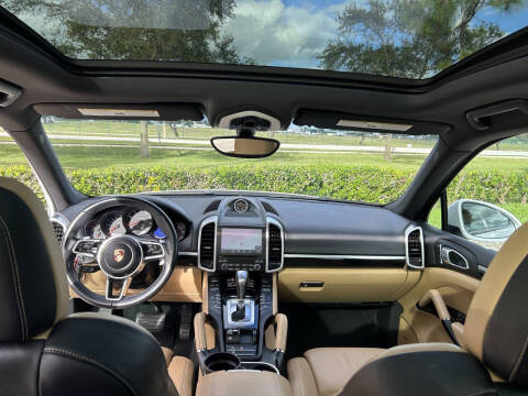 2017 Porsche Cayenne Platinum Edition