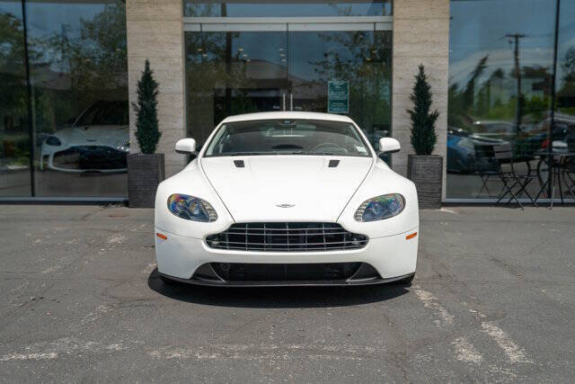 2015 Aston Martin V8 Vantage 6