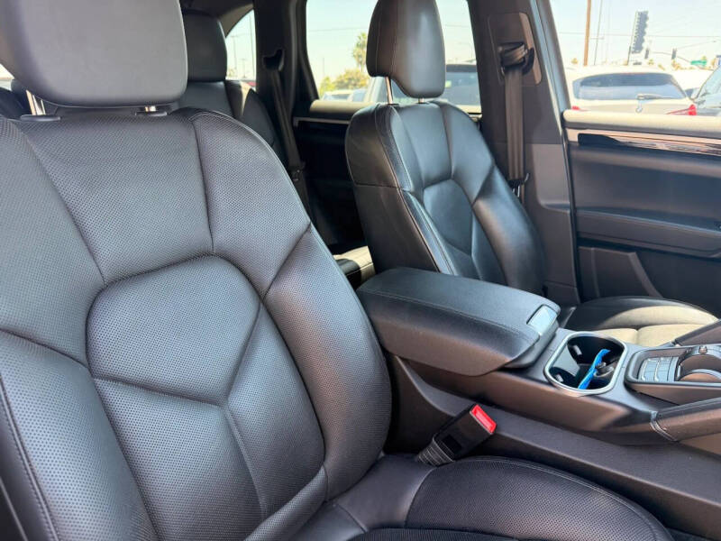 2016 Porsche Cayenne