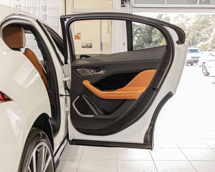 2022 Jaguar I-PACE EV400 HSE