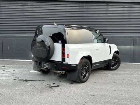 2024 Land Rover Defender 90 P400 X-Dynamic SE