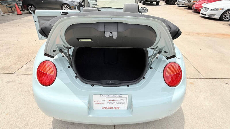 2004 Volkswagen New Beetle Convertible GLS