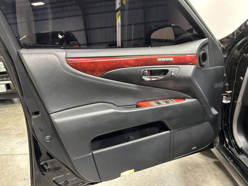 2011 Lexus LS 460