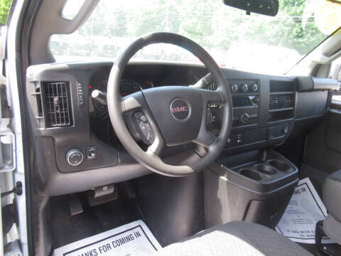 2025 GMC Savana 2500