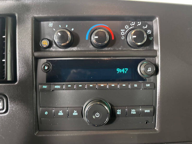 2024 Chevrolet Express LT 3500