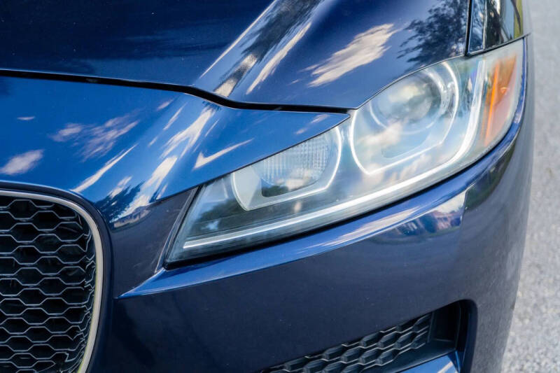 2017 Jaguar F-PACE 35t Premium