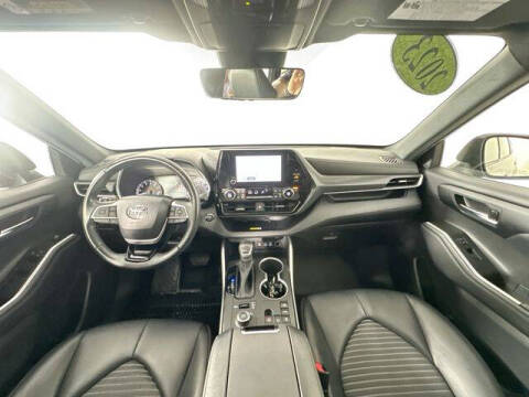 2023 Toyota Highlander XSE
