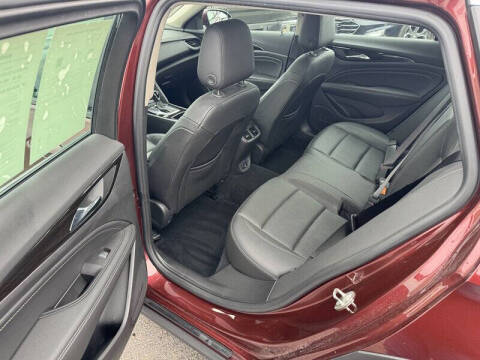 2018 Buick Regal TourX Essence