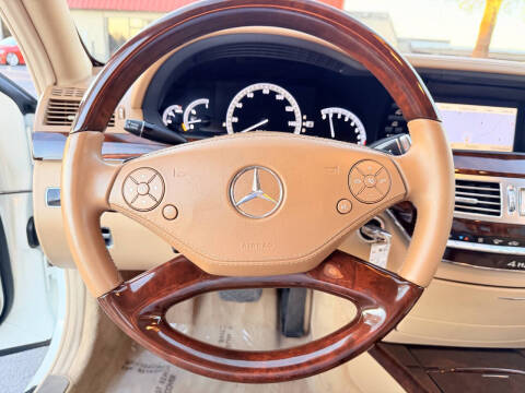 2013 Mercedes-Benz S-Class S 550 4MATIC