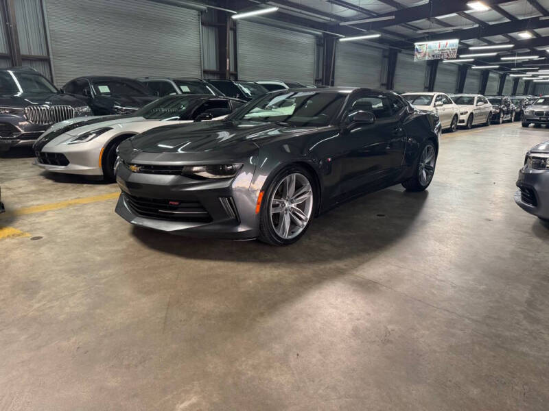 2017 Chevrolet Camaro 1LT's photo