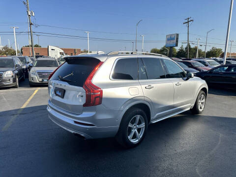 2016 Volvo XC90 T5 Momentum