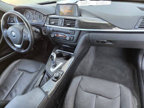 2015 BMW 3 Series 328i