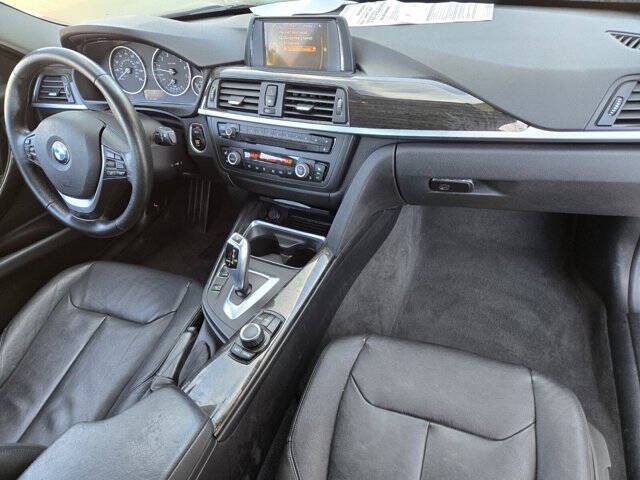 2015 BMW 3 Series 328i