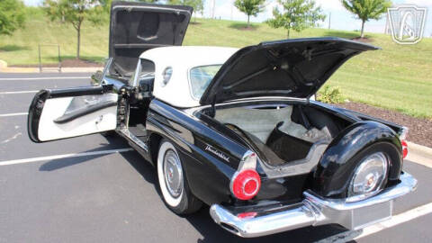 1956 Ford Thunderbird