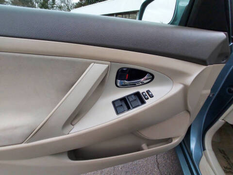 2009 Toyota Camry LE