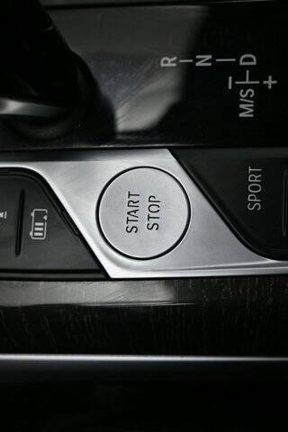 2021 BMW 3 Series 330e