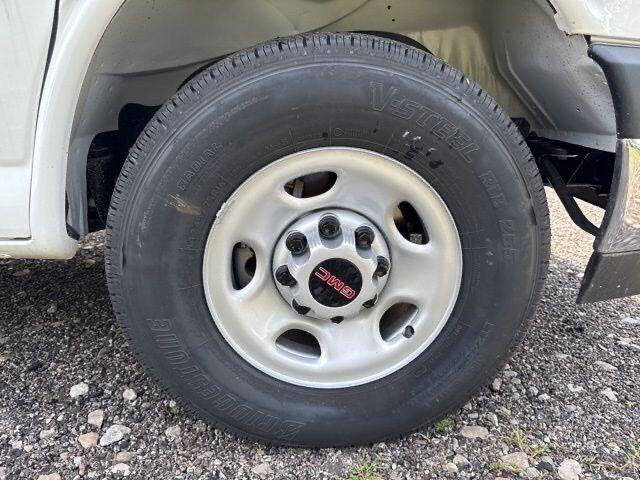 2025 GMC Savana 3500