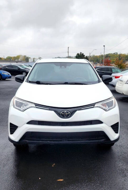 2018 Toyota RAV4 LE