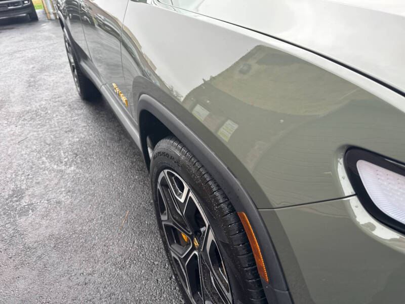 2023 Rivian R1S Launch Edition