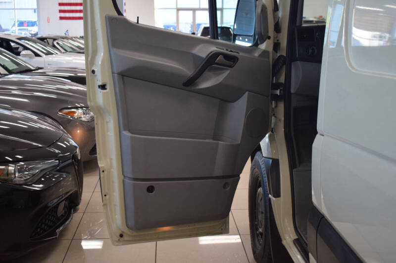 2017 Mercedes-Benz Sprinter 2500