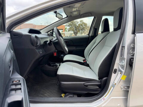 2015 Toyota Prius c