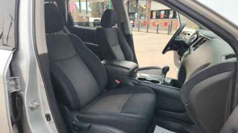 2019 Nissan Pathfinder S