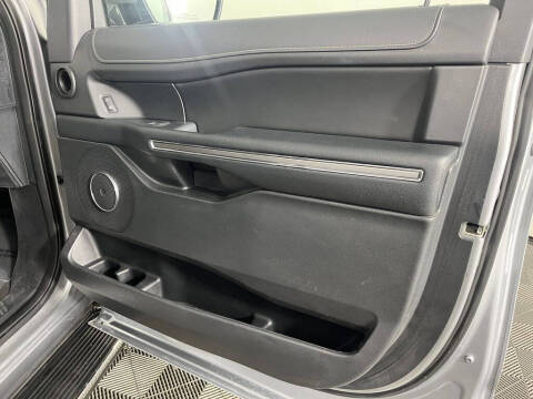 2023 Ford Expedition MAX XLT