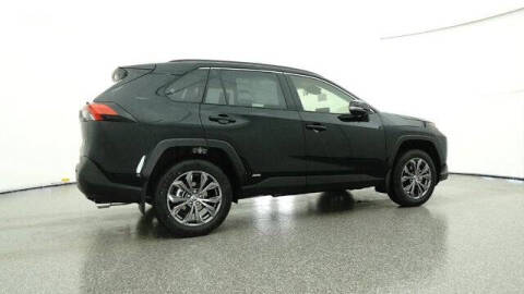 2025 Toyota RAV4 Hybrid XLE Premium