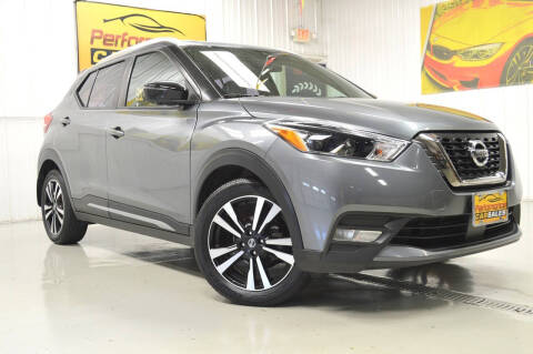 2020 Nissan Kicks SR