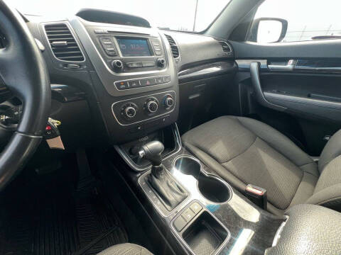 2014 Kia Sorento LX