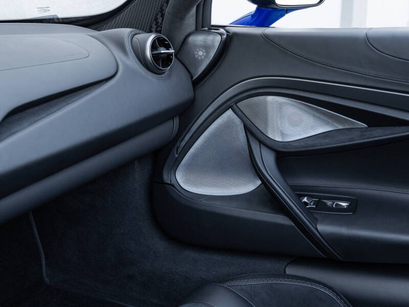 2024 McLaren 750S Spider