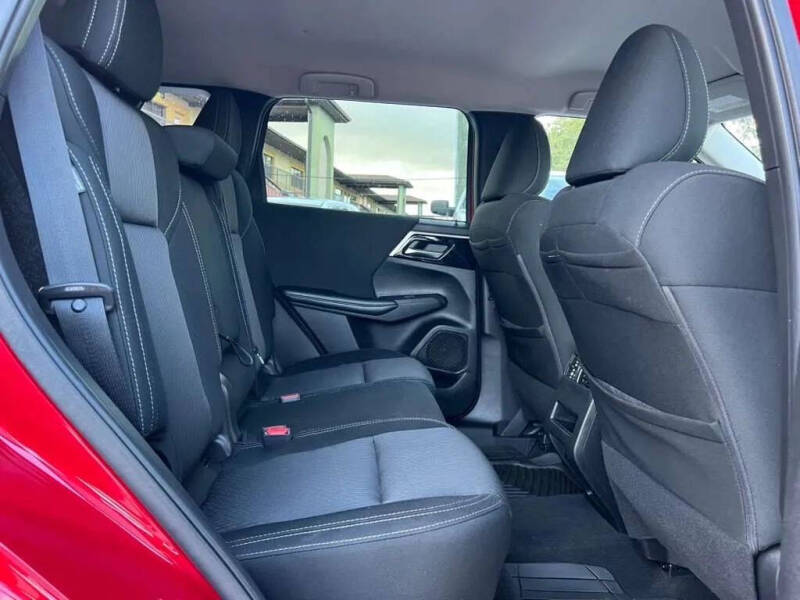 2022 Mitsubishi Outlander ES