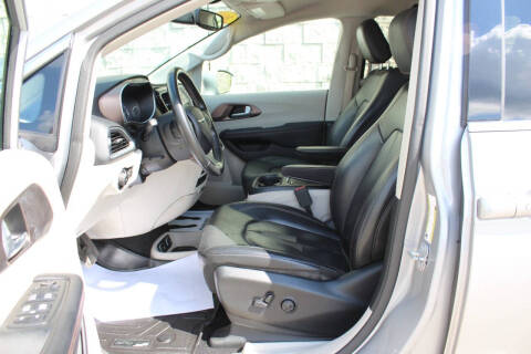 2018 Chrysler Pacifica Touring L Plus