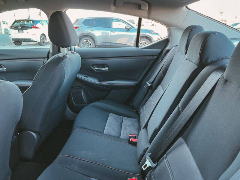 2025 Nissan Sentra SR