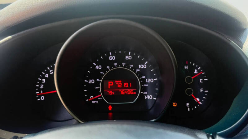 2017 Kia Soul +
