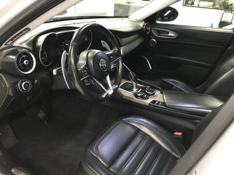 2017 Alfa Romeo Giulia Ti