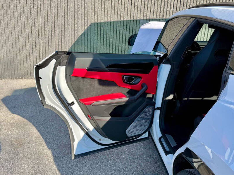 2021 Lamborghini Urus