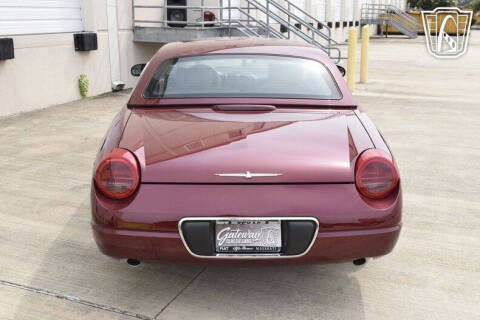 2004 Ford Thunderbird Deluxe