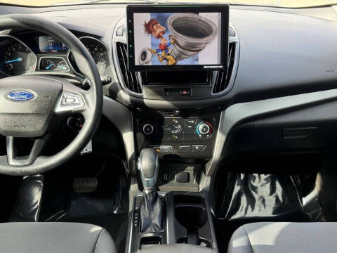 2019 Ford Escape S