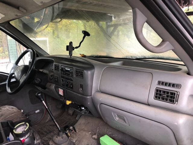 2003 Ford F-750 Super Duty