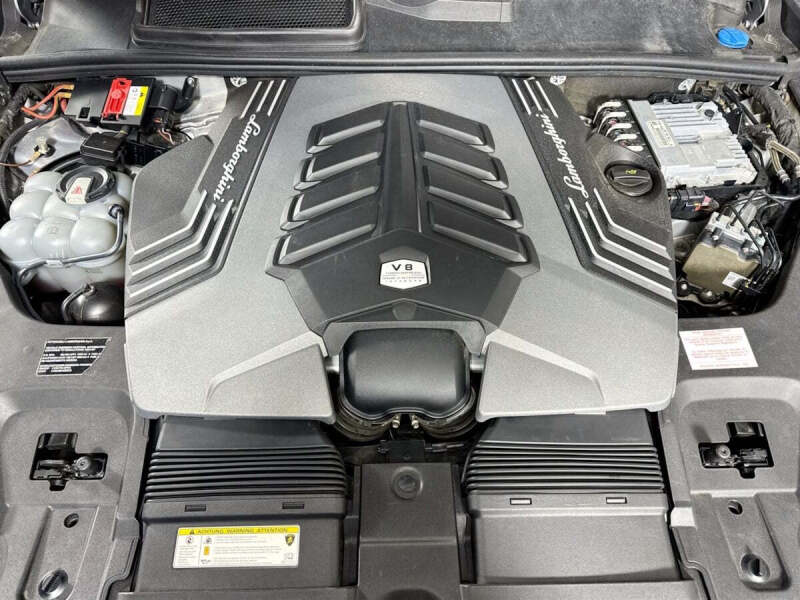 2020 Lamborghini Urus