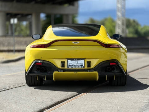 2020 Aston Martin Vantage