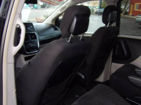 2012 Dodge Grand Caravan Crew