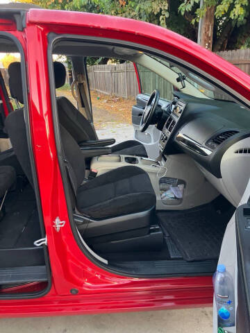 2015 Dodge Grand Caravan SXT Plus