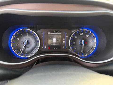 2022 Chrysler Voyager LX