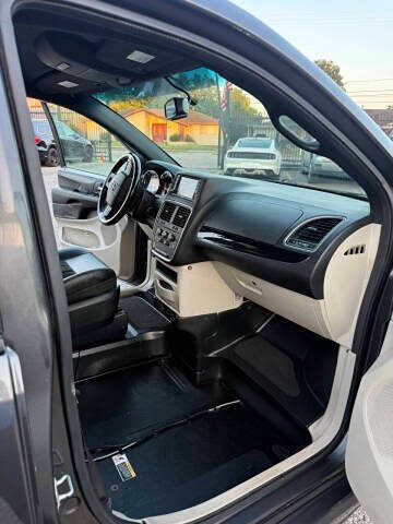 2017 Dodge Grand Caravan SXT