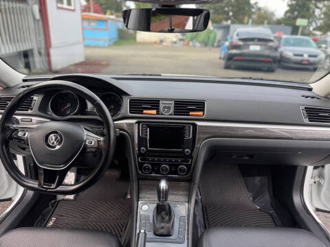 2016 Volkswagen Passat